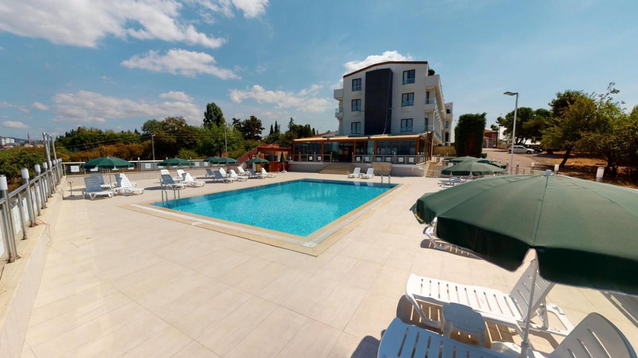 Double Royal Hotel Kocaeli Extérieur photo