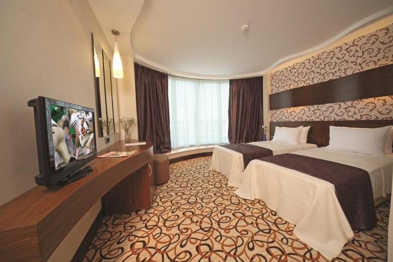 Double Royal Hotel Kocaeli Extérieur photo
