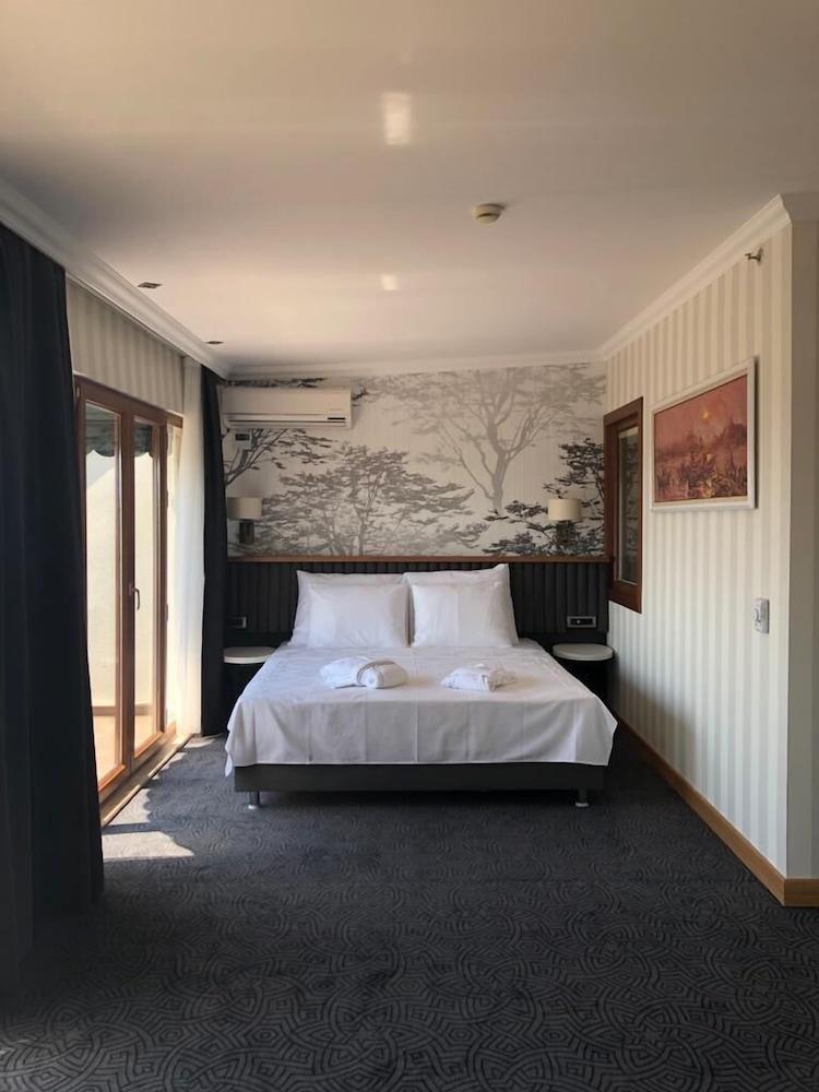 Double Royal Hotel Kocaeli Extérieur photo