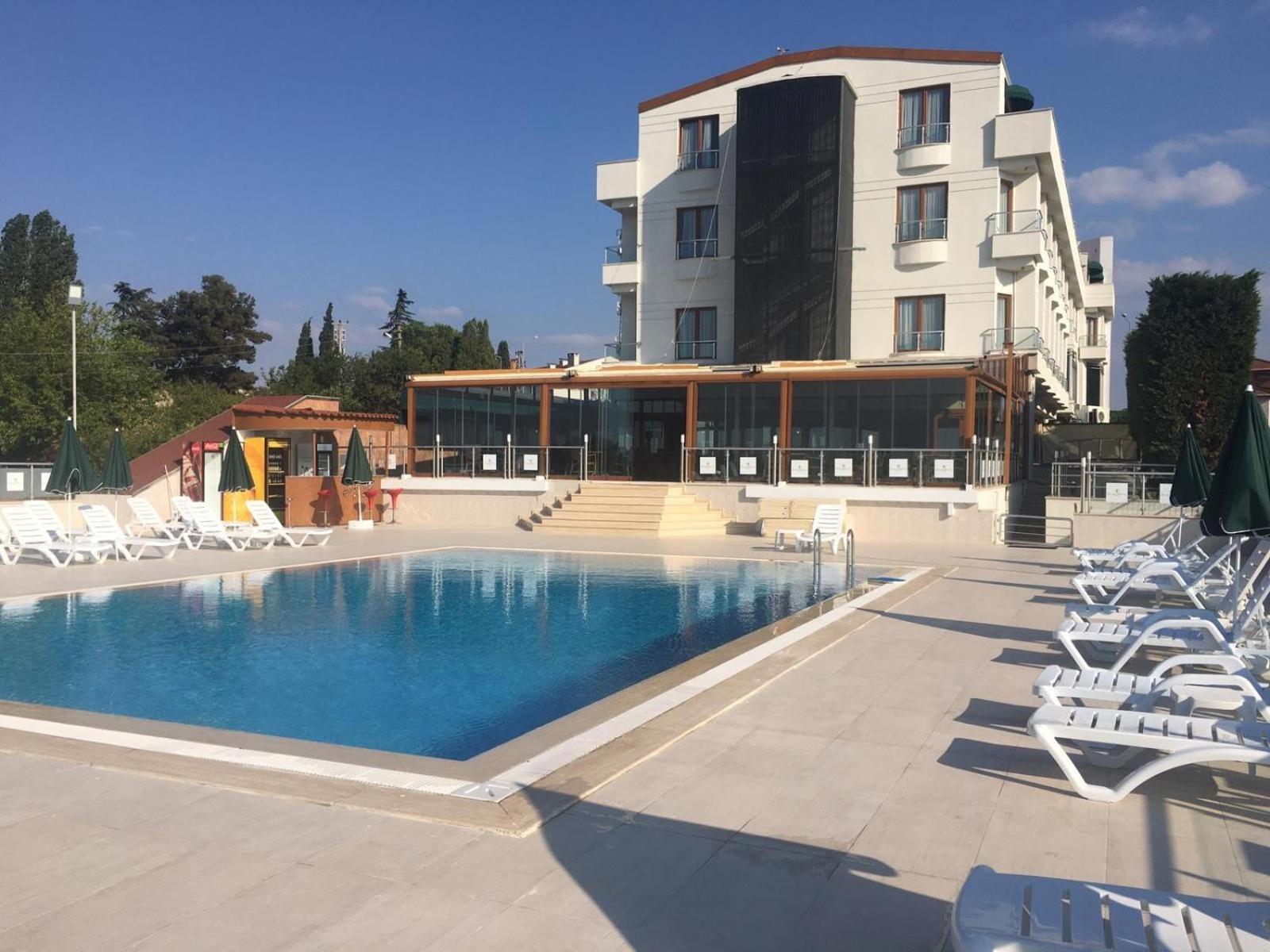 Double Royal Hotel Kocaeli Extérieur photo