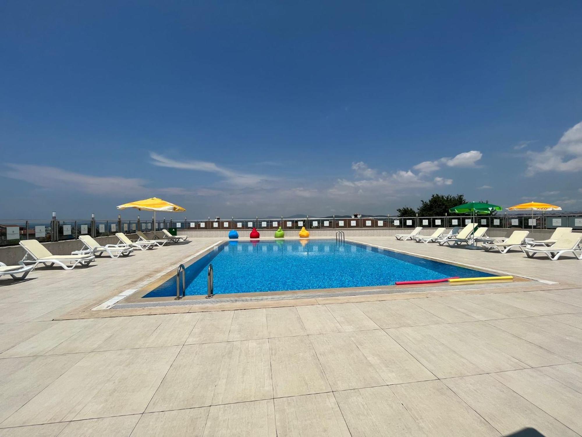 Double Royal Hotel Kocaeli Extérieur photo