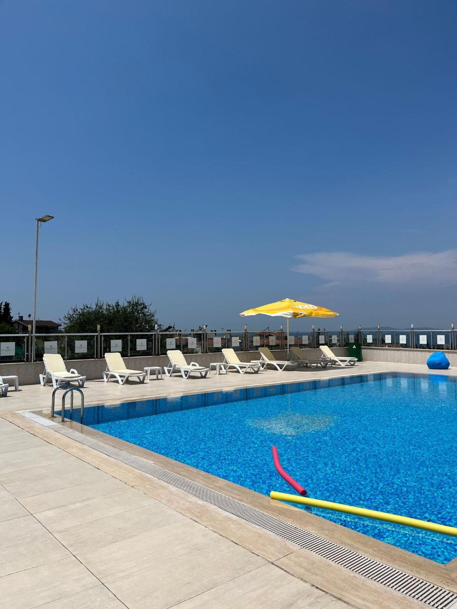 Double Royal Hotel Kocaeli Extérieur photo